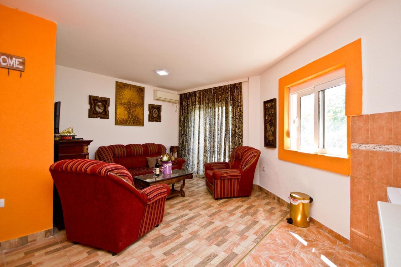 Apartmani Vukcevic Bar Ngoại thất bức ảnh