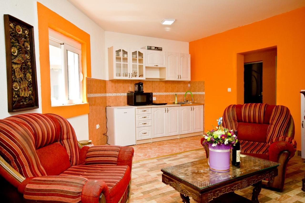 Apartmani Vukcevic Bar Ngoại thất bức ảnh