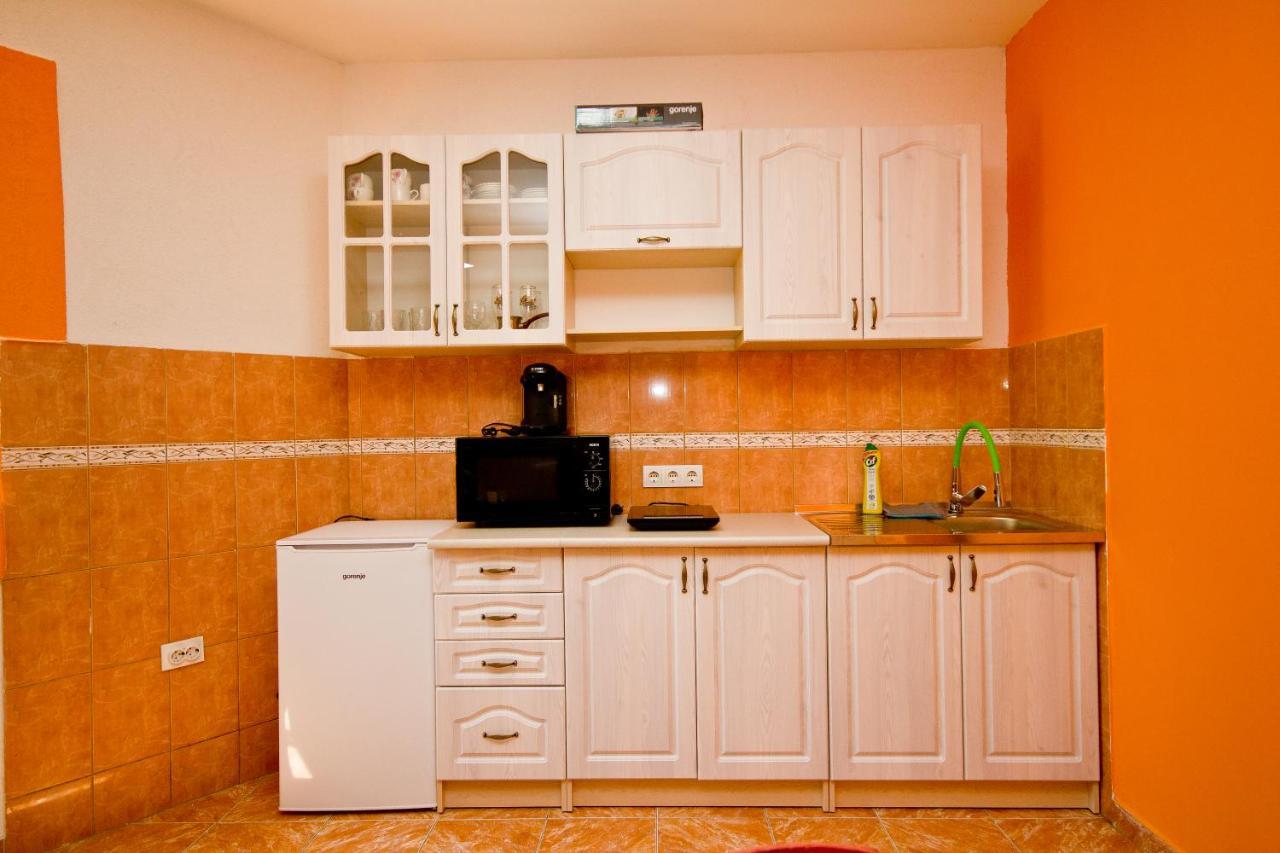 Apartmani Vukcevic Bar Ngoại thất bức ảnh