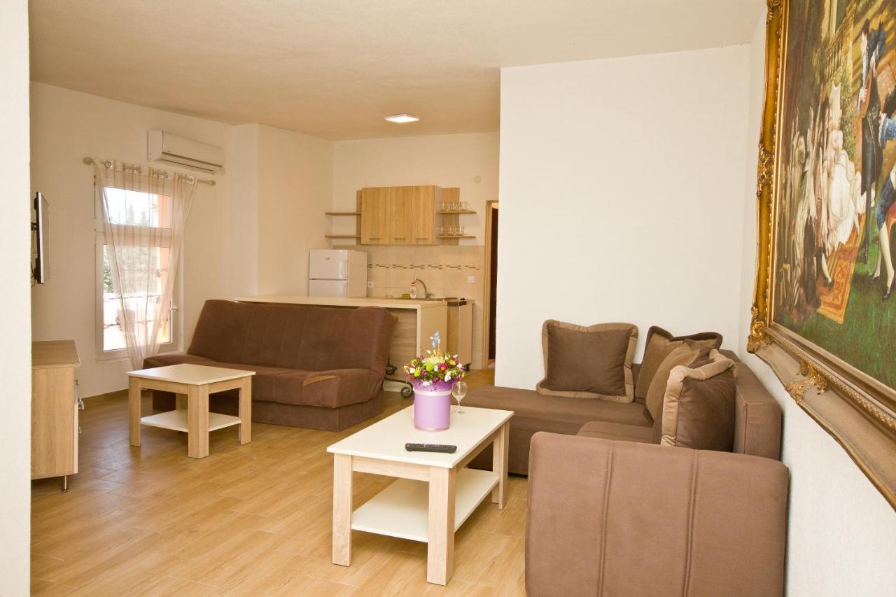 Apartmani Vukcevic Bar Ngoại thất bức ảnh