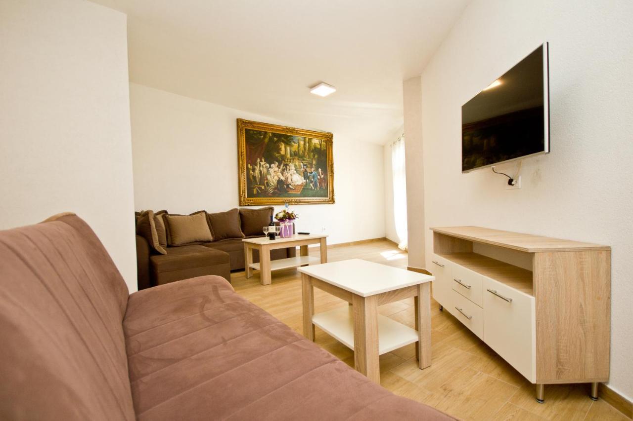 Apartmani Vukcevic Bar Ngoại thất bức ảnh