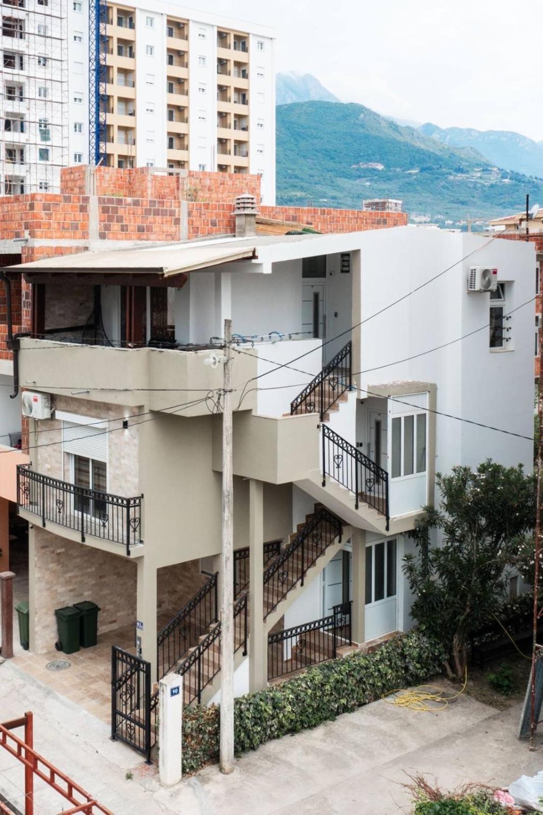 Apartmani Vukcevic Bar Ngoại thất bức ảnh