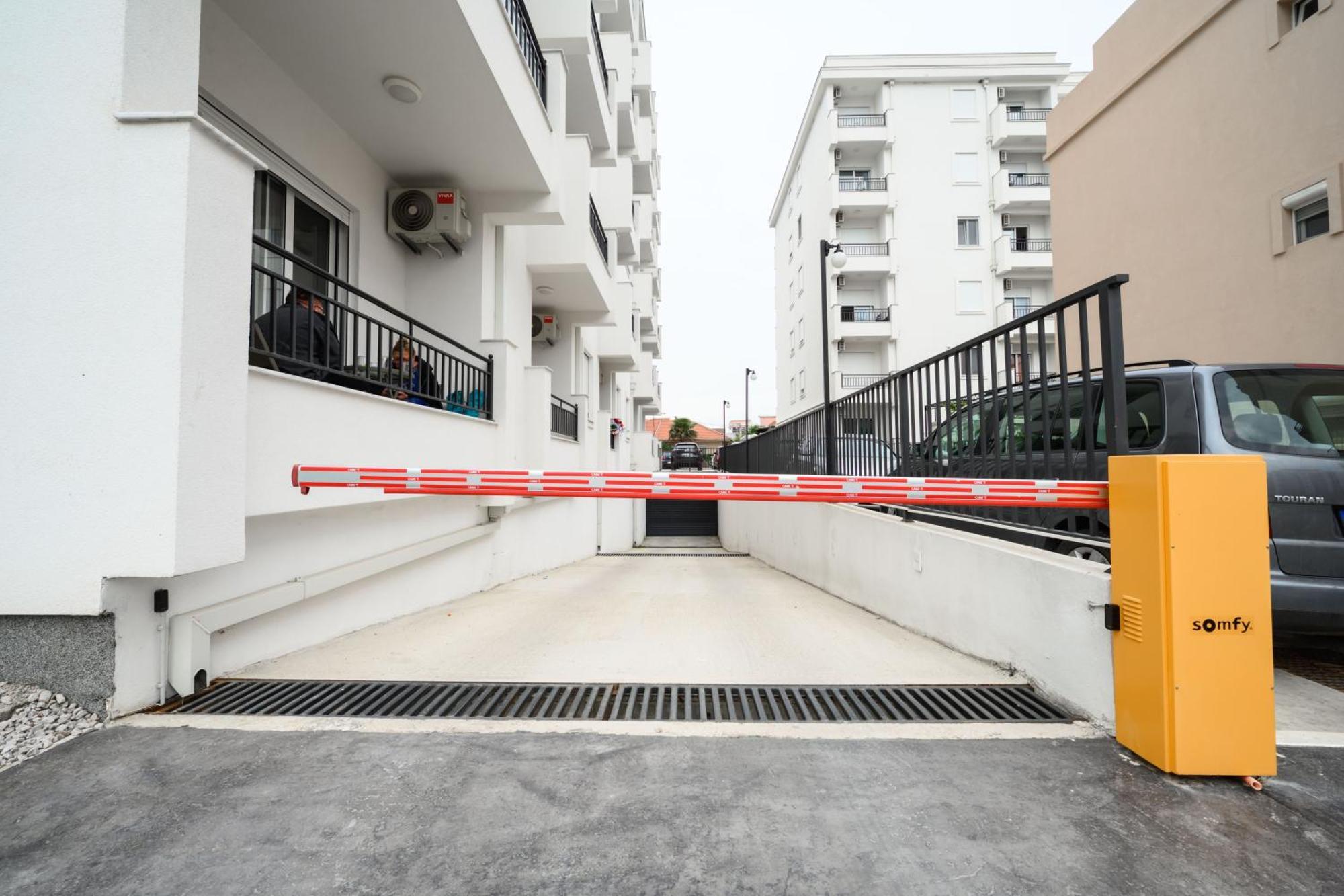 Apartmani Vukcevic Bar Ngoại thất bức ảnh