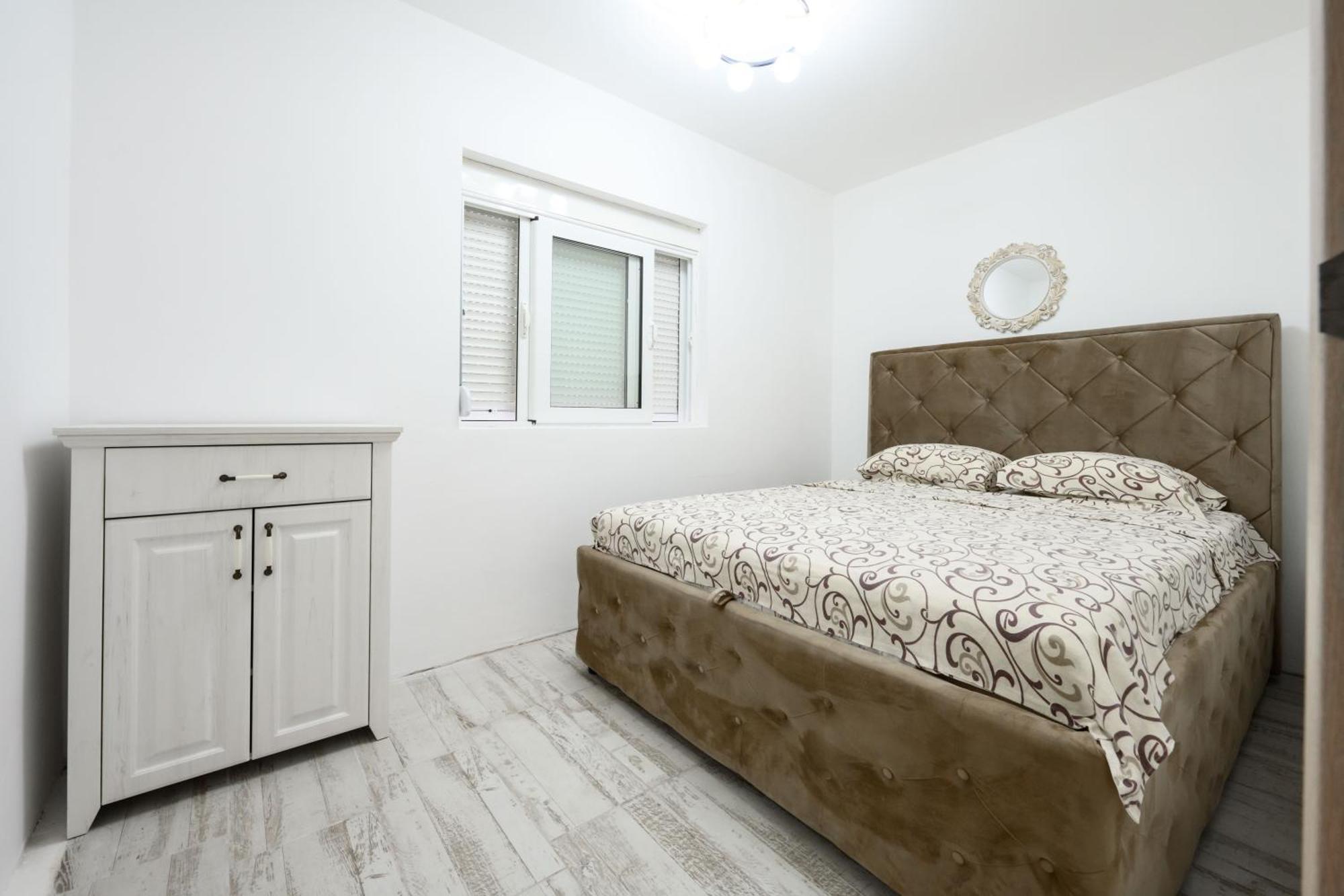 Apartmani Vukcevic Bar Ngoại thất bức ảnh